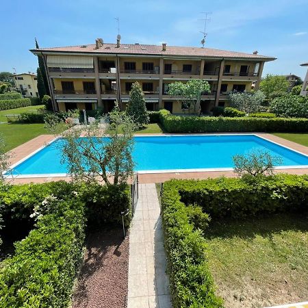 Gardappartamenti Tito Speri Pool And Garden Sirmione Exterior foto