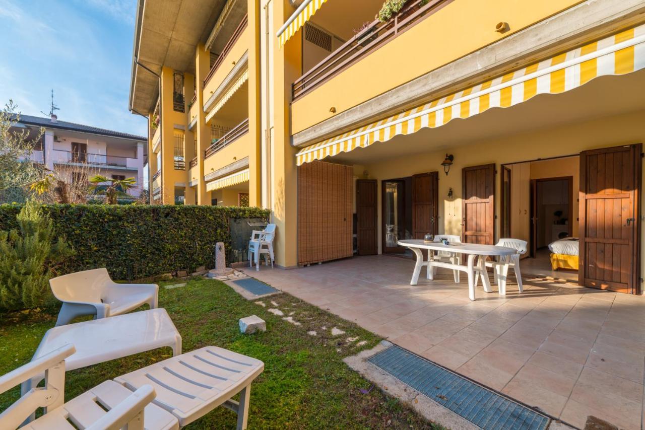 Gardappartamenti Tito Speri Pool And Garden Sirmione Exterior foto
